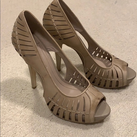 BCBG Generation Heels - Picture 4 of 8